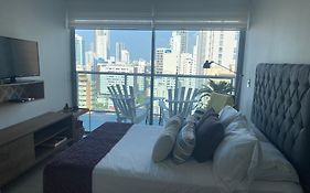 apartamento con espectaculares vistas en bocagrande edificio infinitum